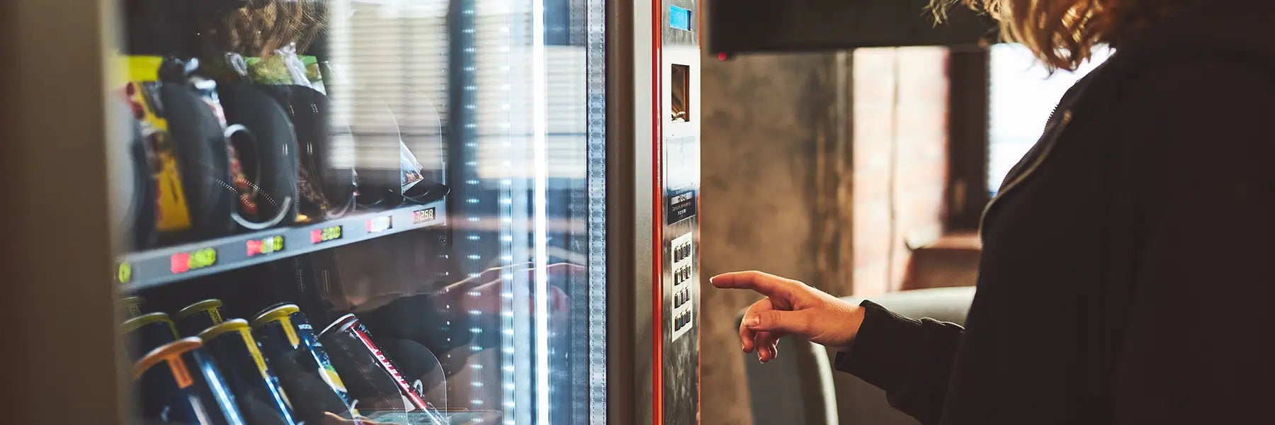 Buying_a_snack_from_a_Vending_Machine_Banner